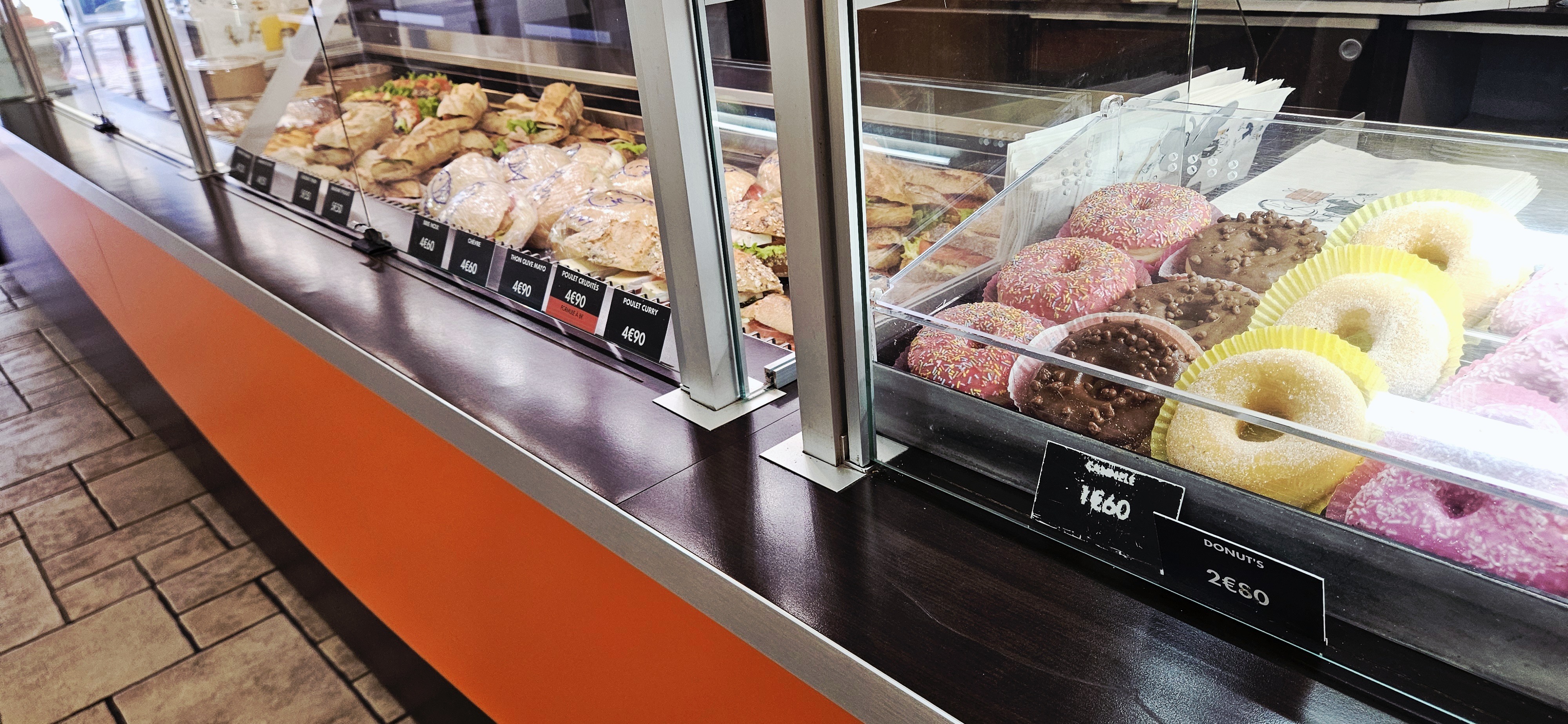 Intérieur de la boulangerie